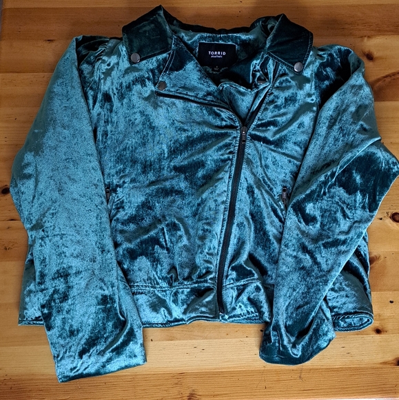 Torrid Teal Velvet Jacket - Picture 5 of 7